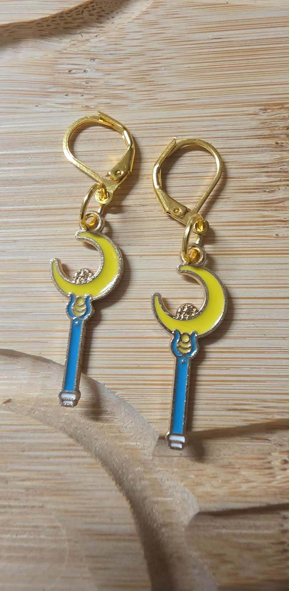 Star Staffed Earrings